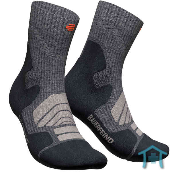 Outdoor Merino Mid Cut Socks Men in Lava Grey