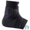 Ankle Support Sportbandage isoliert, Black mit Figure-8-Zügel