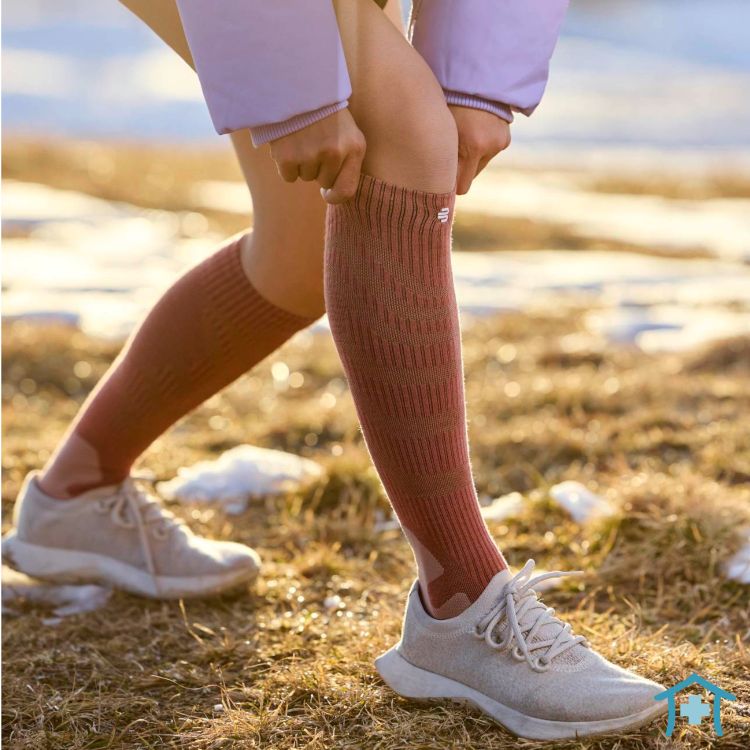 Outdoor Merino Compression Socks Women