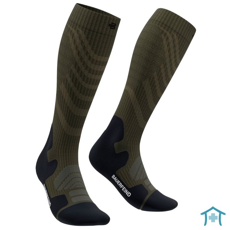 Outdoor Merino Compression Socks Men in Moss Green