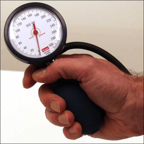 Boso klassisches Blutdruckmessgerät im Test