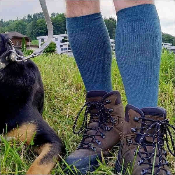 Wanderung und Spaziergang mit den Cotton Stützsocken von Venosan