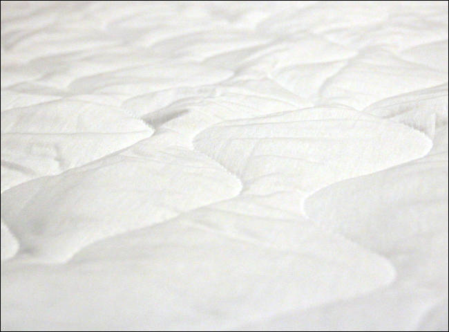 Wärmebett mit Baumwoll-Stoff für guten Komfort