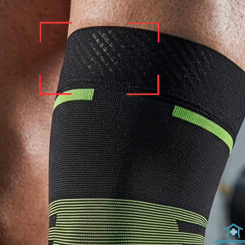 Detailaufnahme Noppenhaftrand der Kniebandage